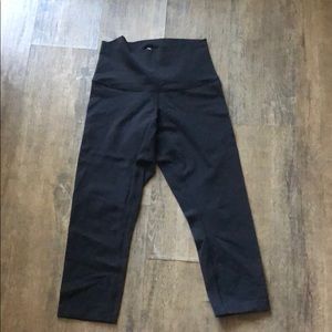 Lululemon cropped leggings